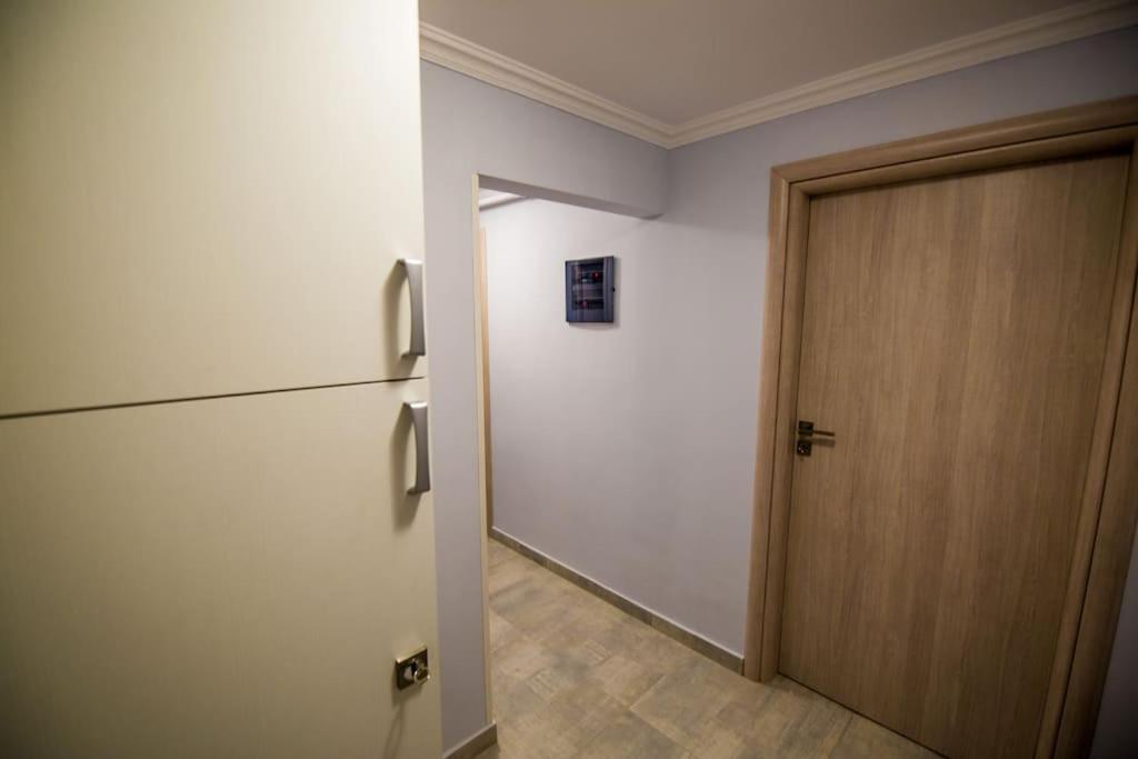 2 Bedrooms Apartment Close To Metro Dafni In Athen Eksteriør bilde