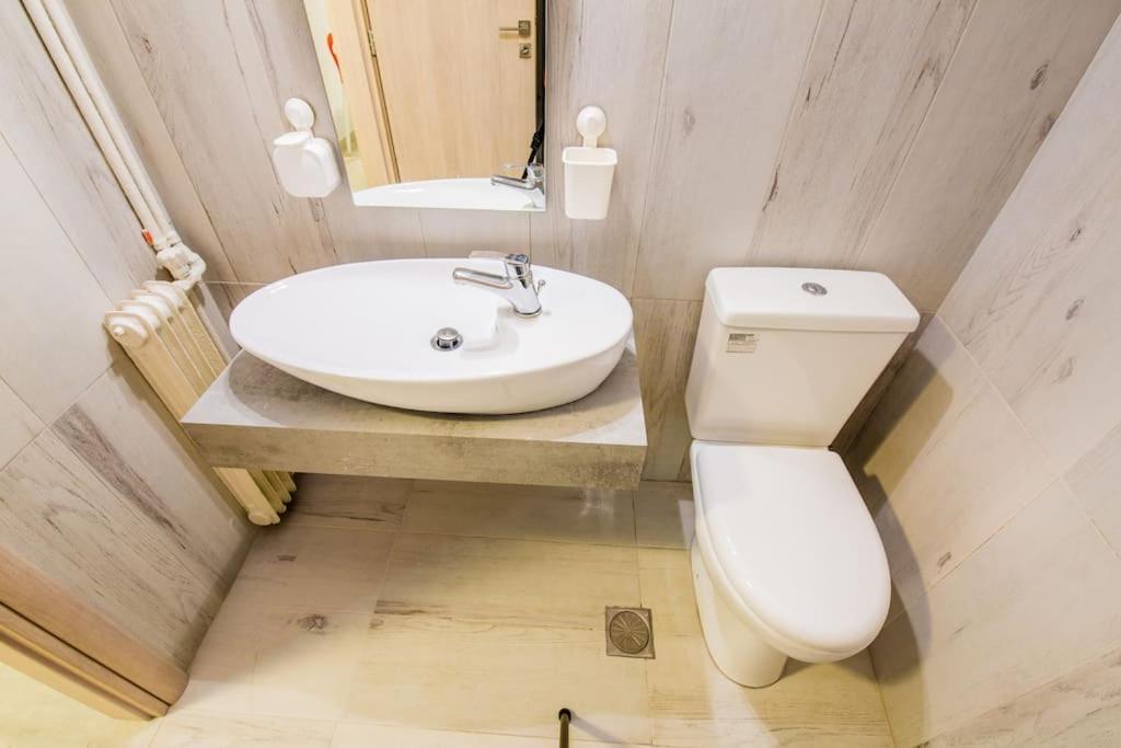 2 Bedrooms Apartment Close To Metro Dafni In Athen Eksteriør bilde